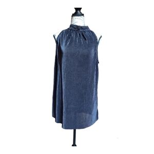 Floral & Ivy Black Crinkle Halter Top Size Medium NWT